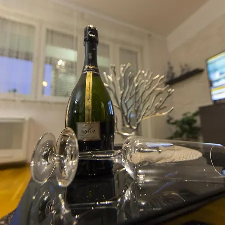 Experience Luxury Apartman
