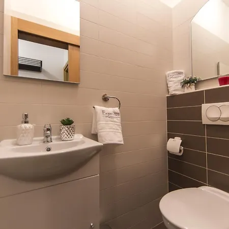 Experience Luxury Apartman *